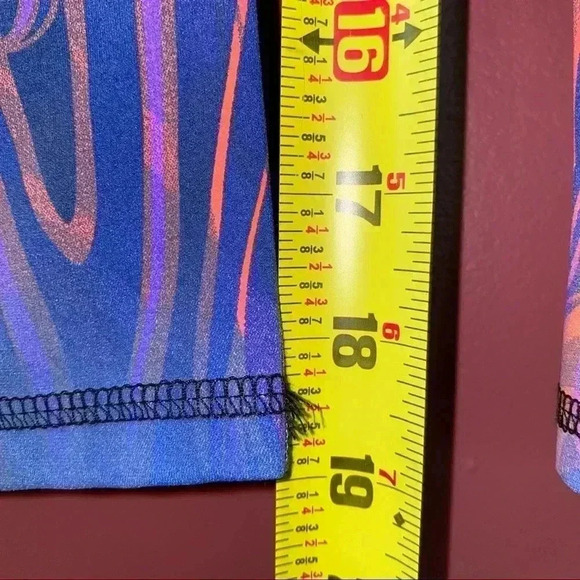 SoulCycle Colorful Capris - Picture 5 of 7